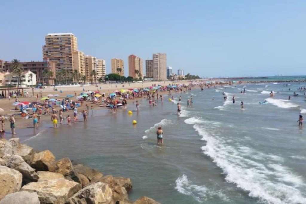 Coqueto Apartamento De Playa Con Piscina Y Terraza バレンシア エクステリア 写真
